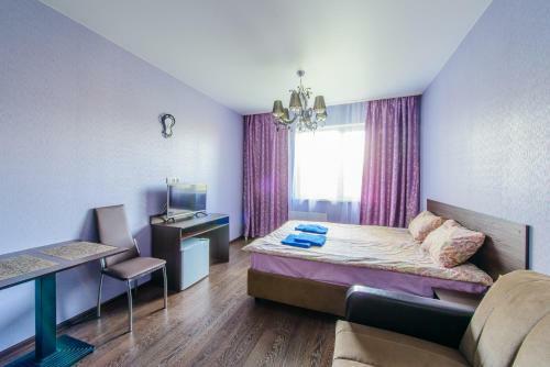Apart Hotel "five"