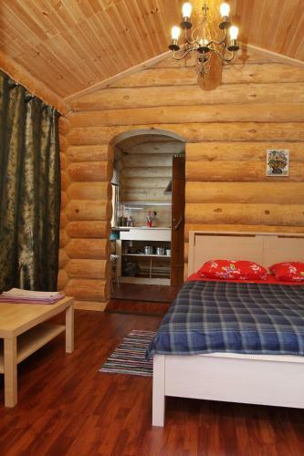 Hostal Guest House Tri Medvedya