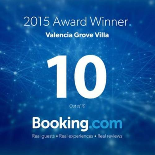 Valencia Grove Villa