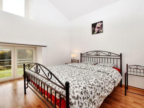 Holiday Home La Ferme Lierneux Trou De Bra