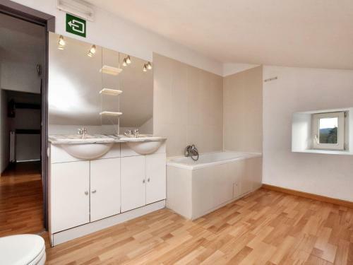 Holiday Home La Ferme Lierneux Trou De Bra