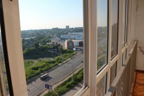 Apartments On Ovrazhniy 17