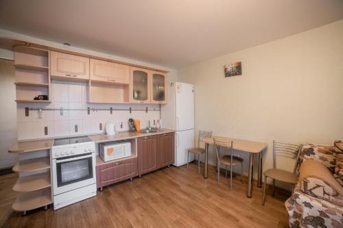 Super Apartment Osipenko 16