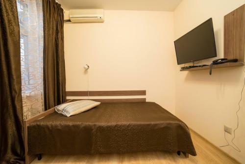 Tri Zvezdy Hotel