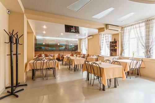 Tri Zvezdy Hotel
