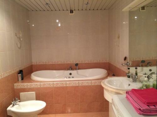 Apartment Na Gidrostroyevskoy