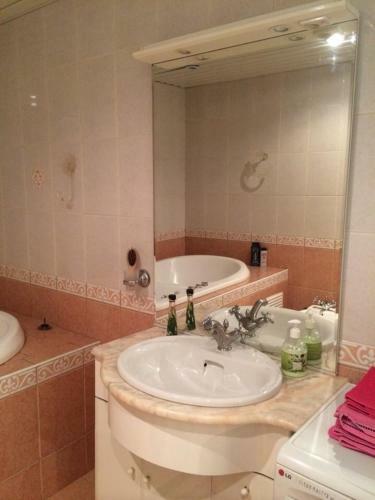Apartment Na Gidrostroyevskoy