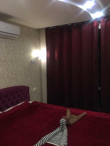 Apartment On Polyakova 24