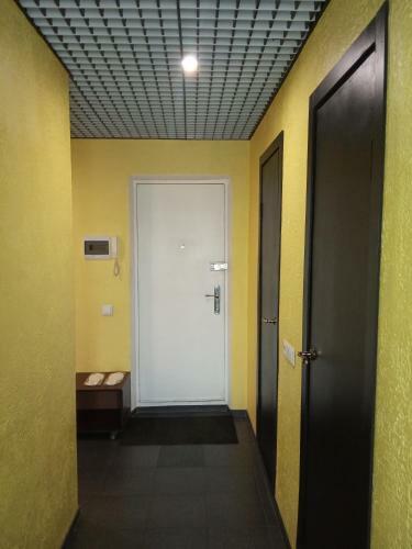 Apartment On Svyazi 8