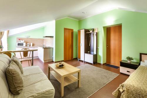 Hotel Kashirskaya Tyumen Center