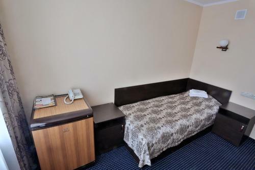 Neftyanik Hotel