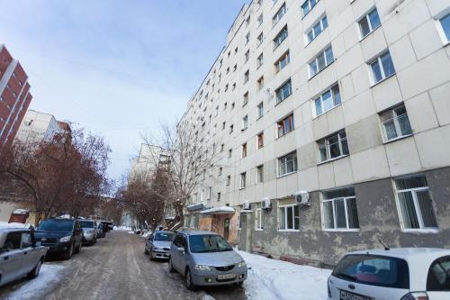 3? Apartment Center Oktyabrya 70