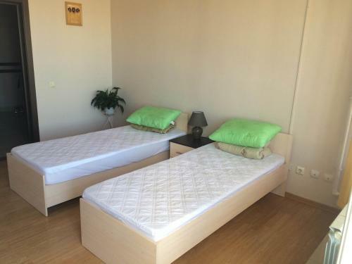 Hostel ?1