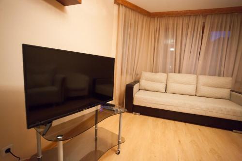 Apartment On Energetikov 53/3