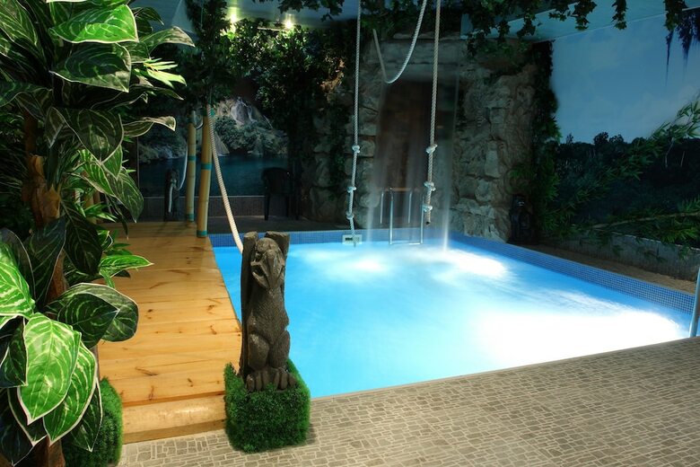 Lazurny Bereg Hotel