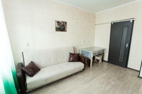 2-rooms Apartment On Geologorazvedchikov