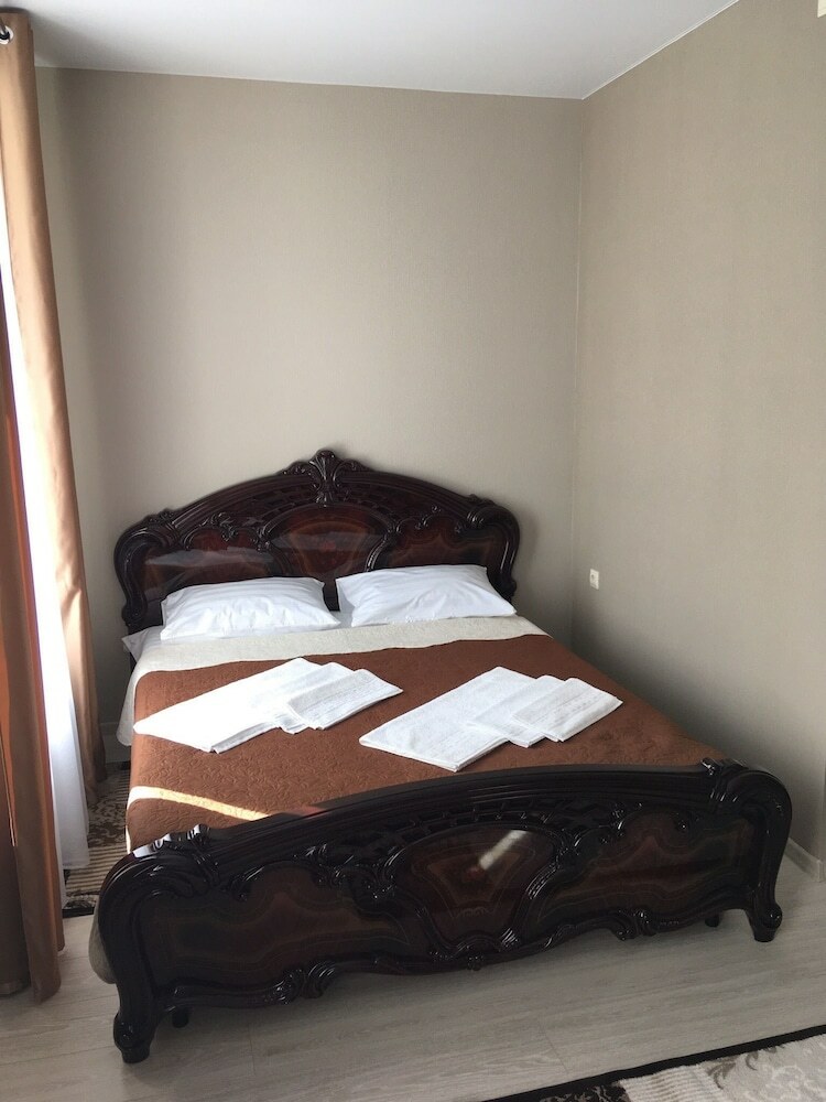 Ustyzhna Hotel