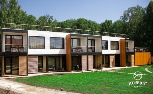 Hotel Kovcheg
