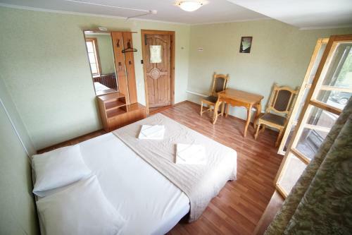 Hostel Malyy Kovcheg