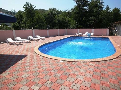 Hostal Guest House Emiliya