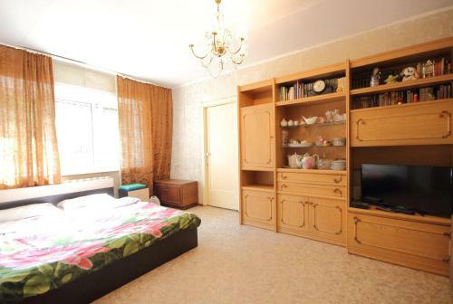Apartment On Chaykovskiy 52