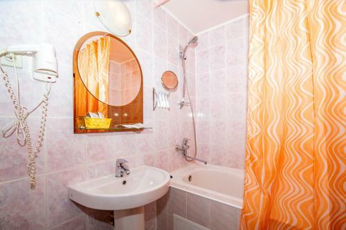 Zarya Hotel