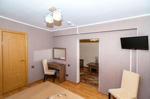 Zarya Hotel