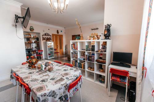 Samovar Hostel