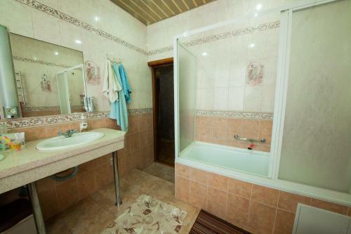 Guest House Luxhouse