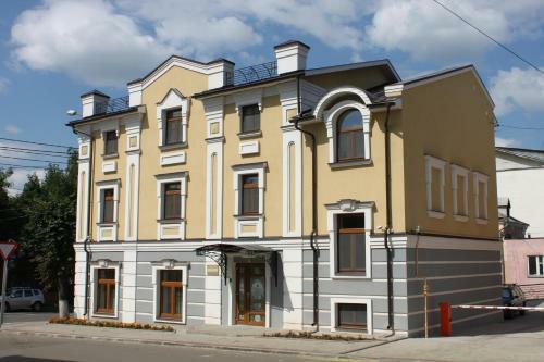 Rus Hotel