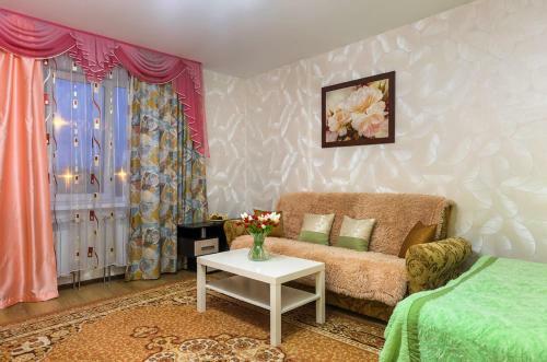 Apartment On Perevertkina 1/7