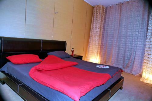 Hotel ???? ?????? Mega Space