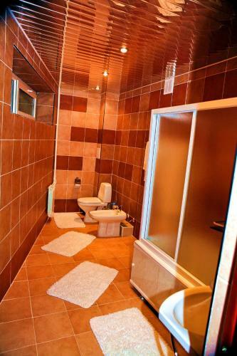 Hotel ???? ?????? Mega Space