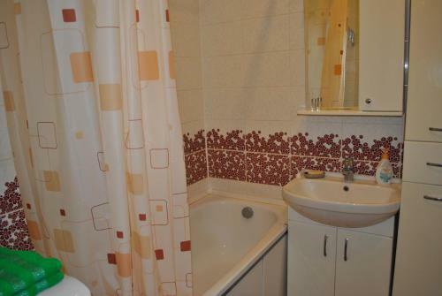 Apartment On Karla Marksa 116a