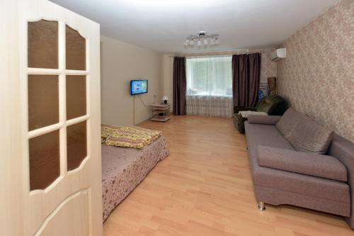 Apartament On Kholzunova 72a