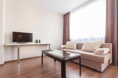 Apartamento Etazhi In Centre