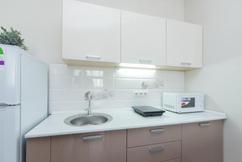 Apartamento Etazhi In Centre