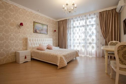 Apartamento Etazhi In Centre