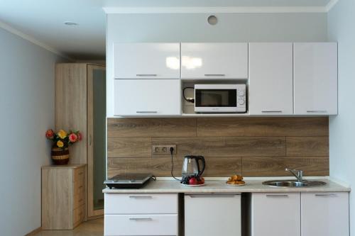 Apartamento Etazhi In Centre