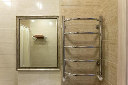 Apartamento Etazhi In Centre