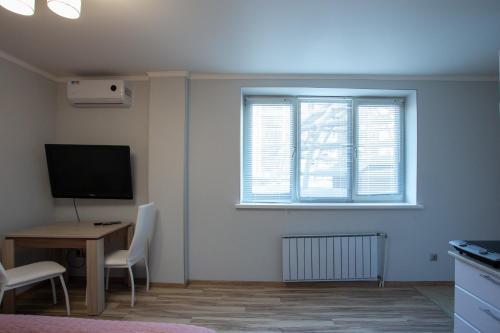 Apartamento Etazhi In Centre