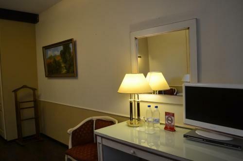 Old Times Hotel