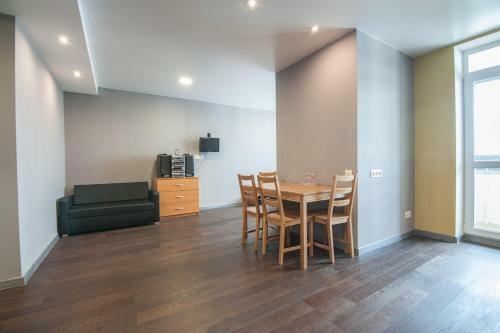 Apartment Woodstone