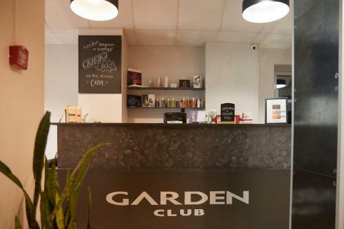 Garden Hotel