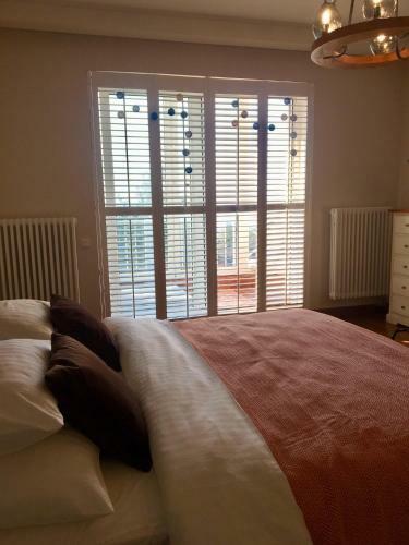 Studio Apartment With Sea View