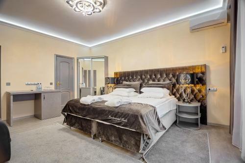 Exclusive Hotel