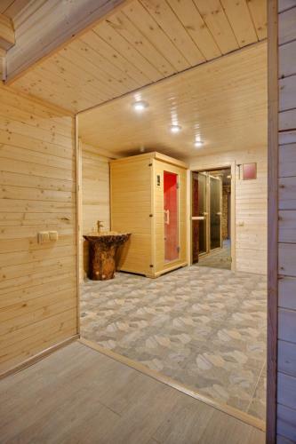 Exclusive Hotel