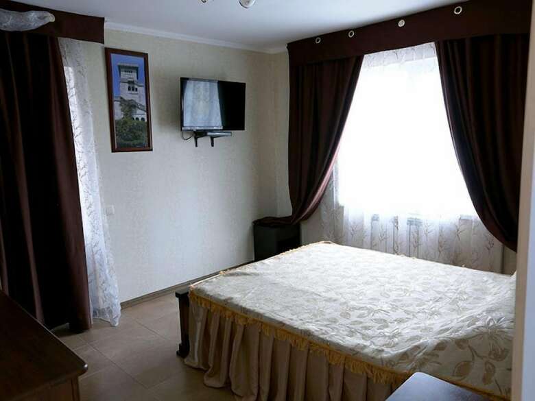 Happylinn Hotel