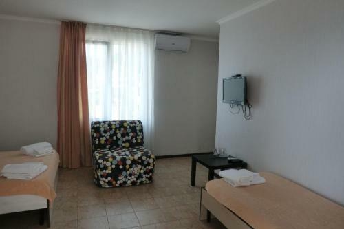 Hostal Anzhelika Albatros Guest House