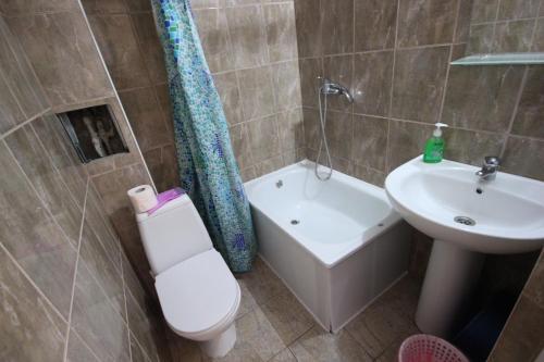 Hostal Anzhelika Albatros Guest House